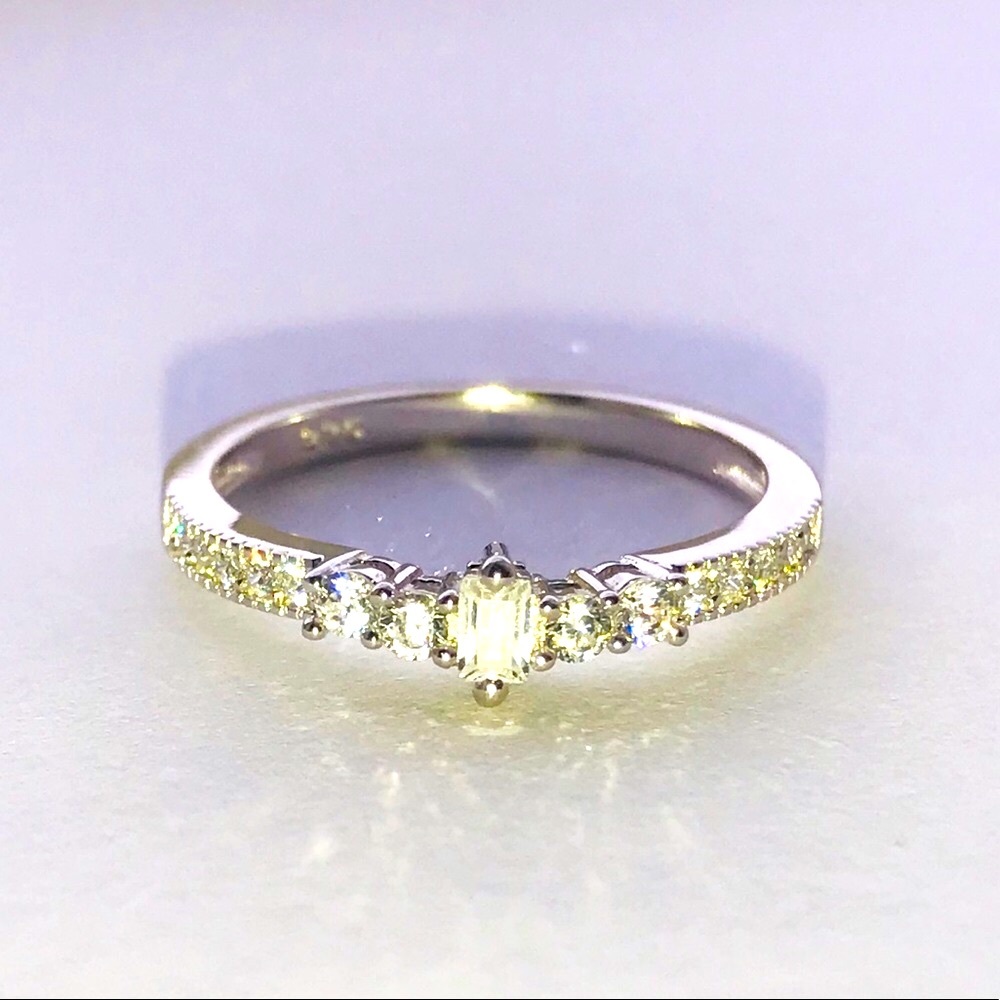 Dainty Ring - Picture 5 of 5